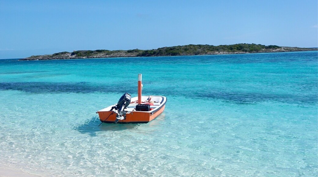 Beautiful cristal clear water 😍