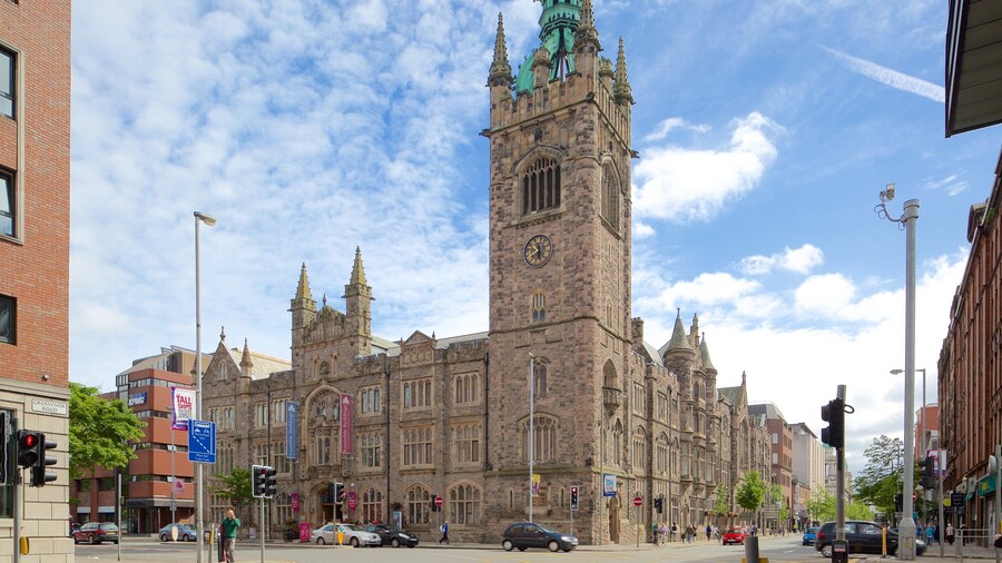 Belfast qui includes aspects religieux, patrimoine historique et ville