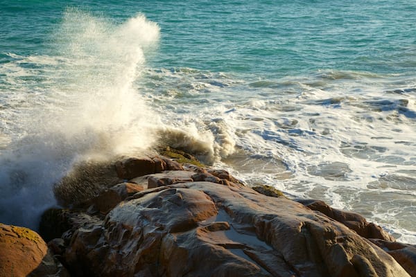 Port Elliot que incluye litoral accidentado y surf