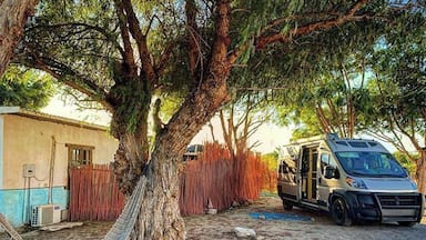 Not a bad alternative to Guerrero Negro, it had great cell service , water and electric, also really nice bathrooms!