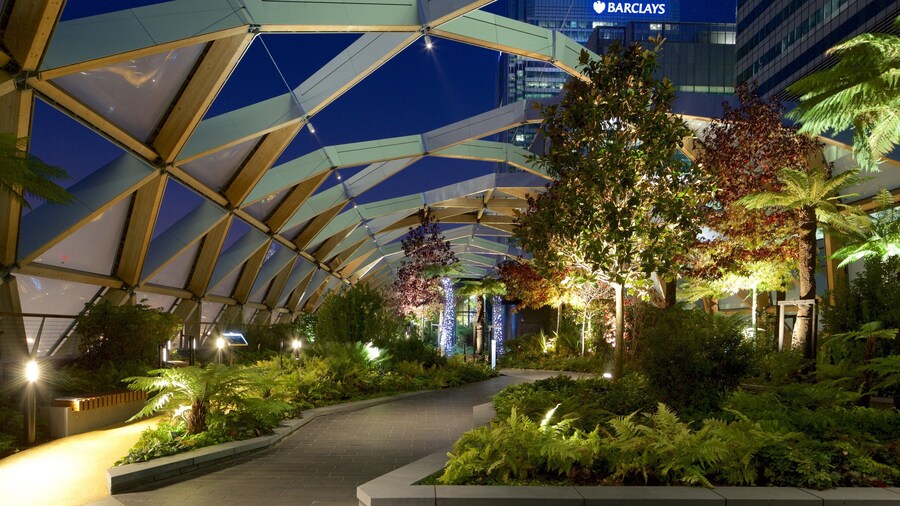 Crossrail Place Roof Garden featuring night scenes and a garden