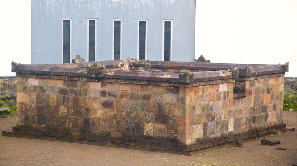 Islamic University of Indonesia which includes heritage elements