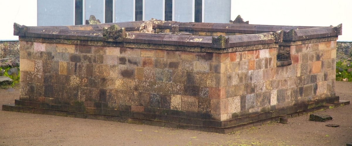 Islamic University of Indonesia which includes heritage elements