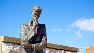 Alton featuring a statue or sculpture