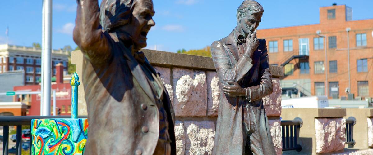 Alton which includes a statue or sculpture