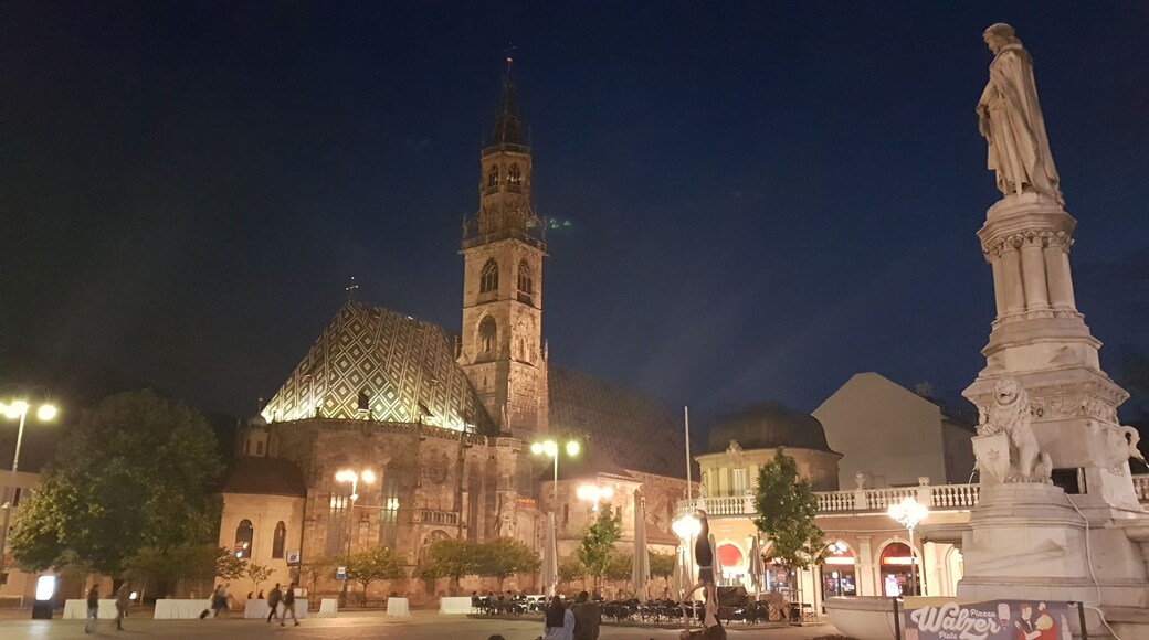 This media shows the cultural heritage monument with the number 13892 in South Tyrol.