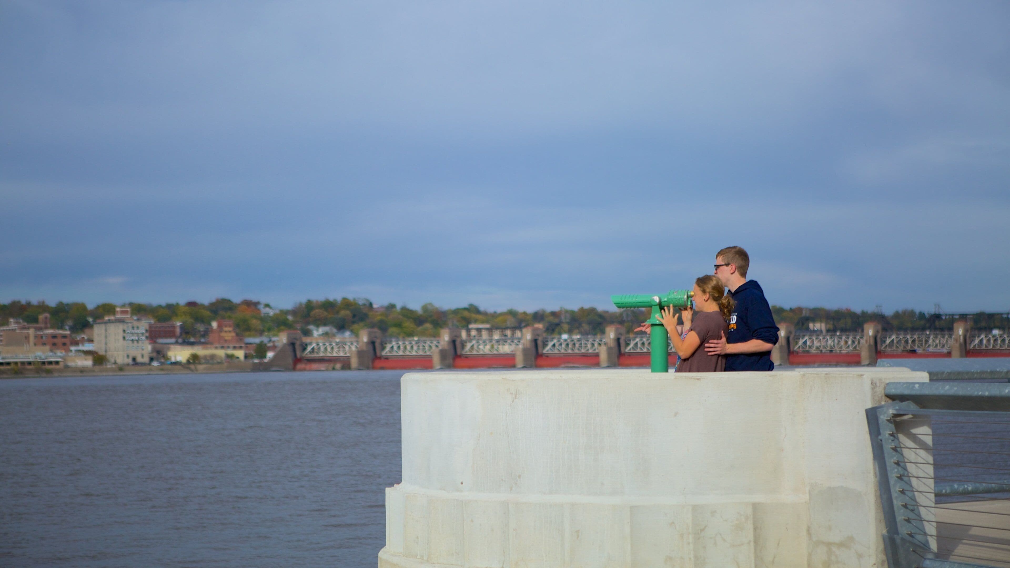 Quad Cities which includes views and a river or creek