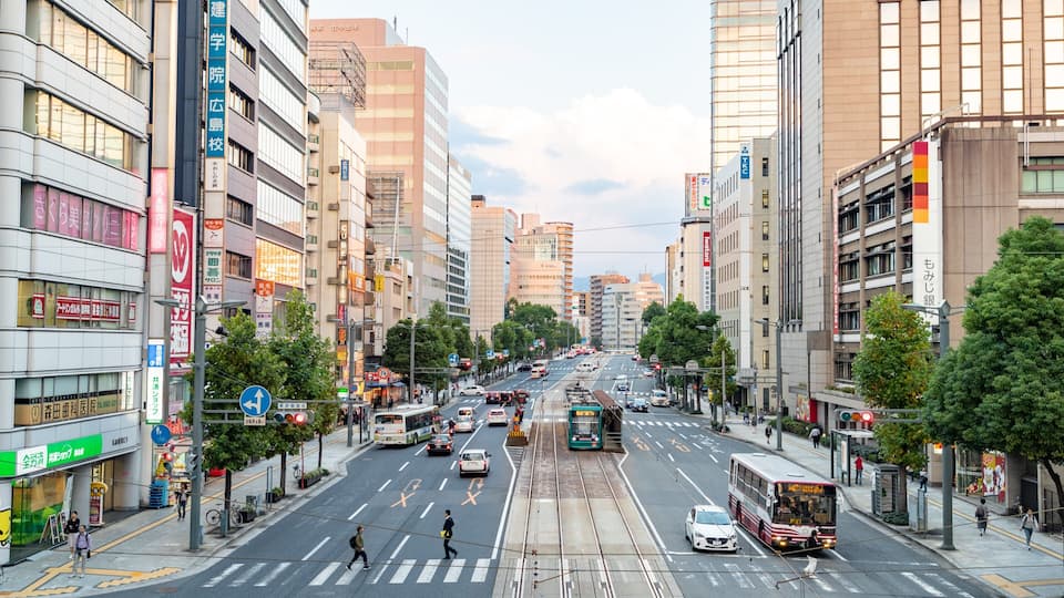Hiroshima City Centre showing a city and street scenes
