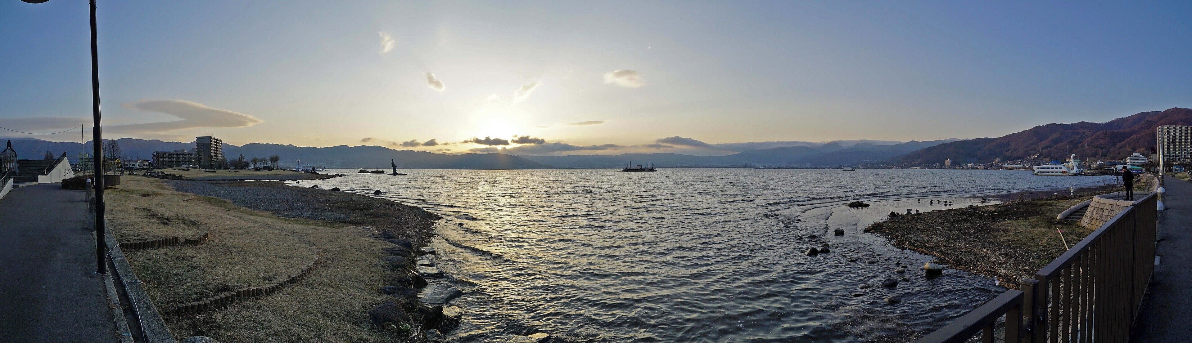 Lake Suwa , 諏訪湖