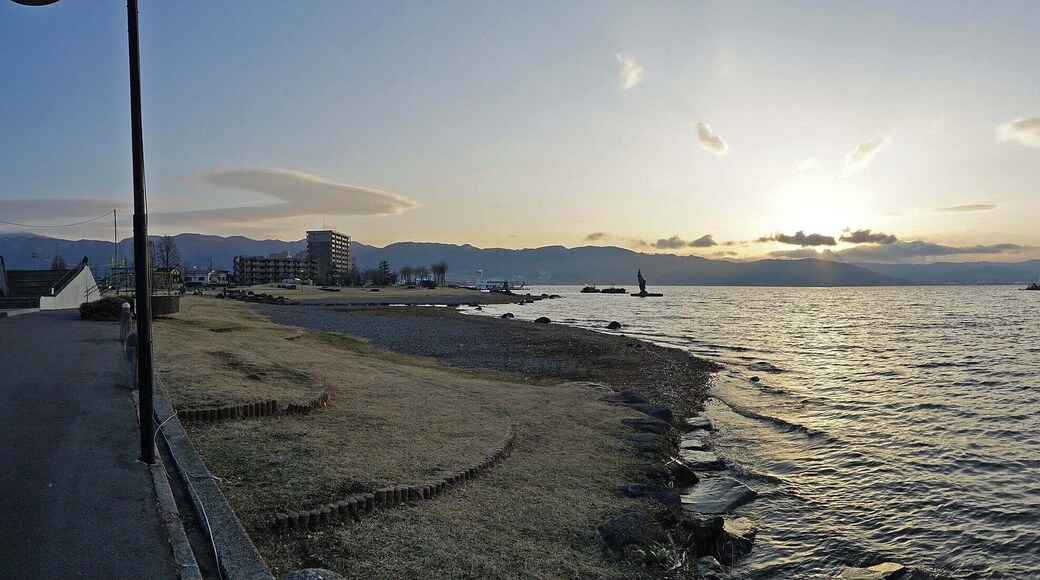 Lake Suwa , 諏訪湖