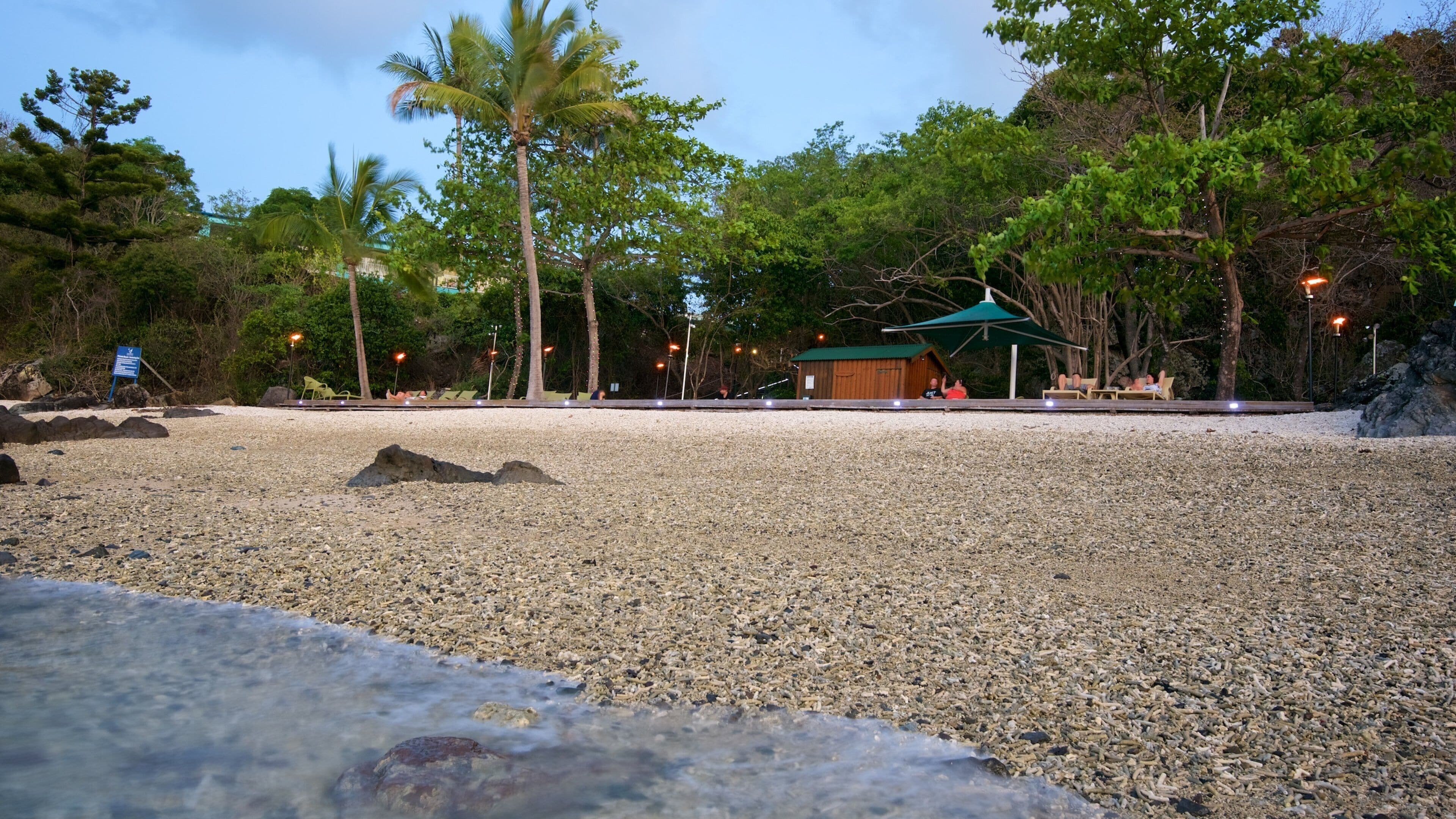 Daydream Island toont een kiezelstrand