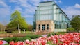Jewel Box showing modern architecture, flowers and a park