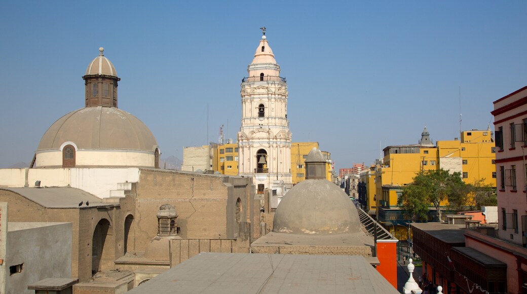 Lima mettant en vedette ville