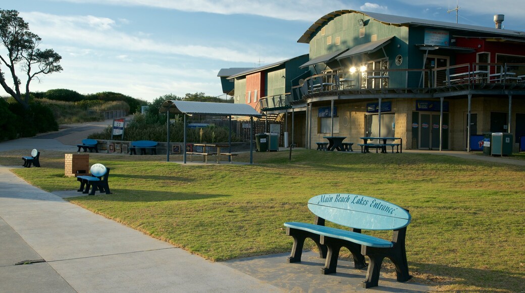 Gippsland featuring a coastal town