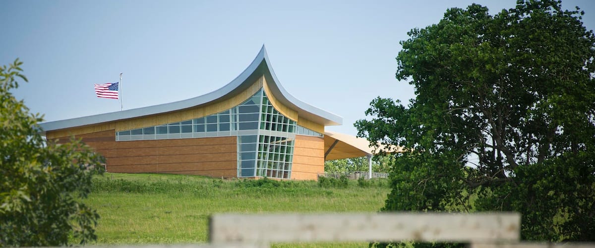 Southeast Nebraska showing modern architecture