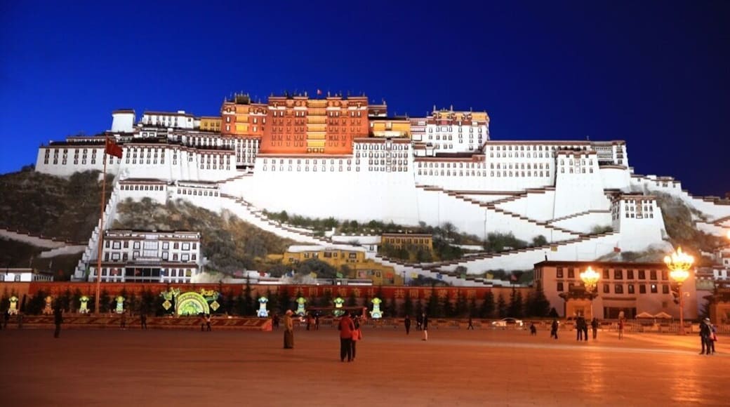 Lhasa Palace