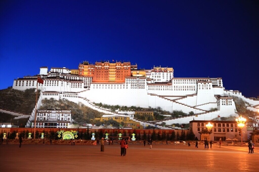 Lhasa Palace