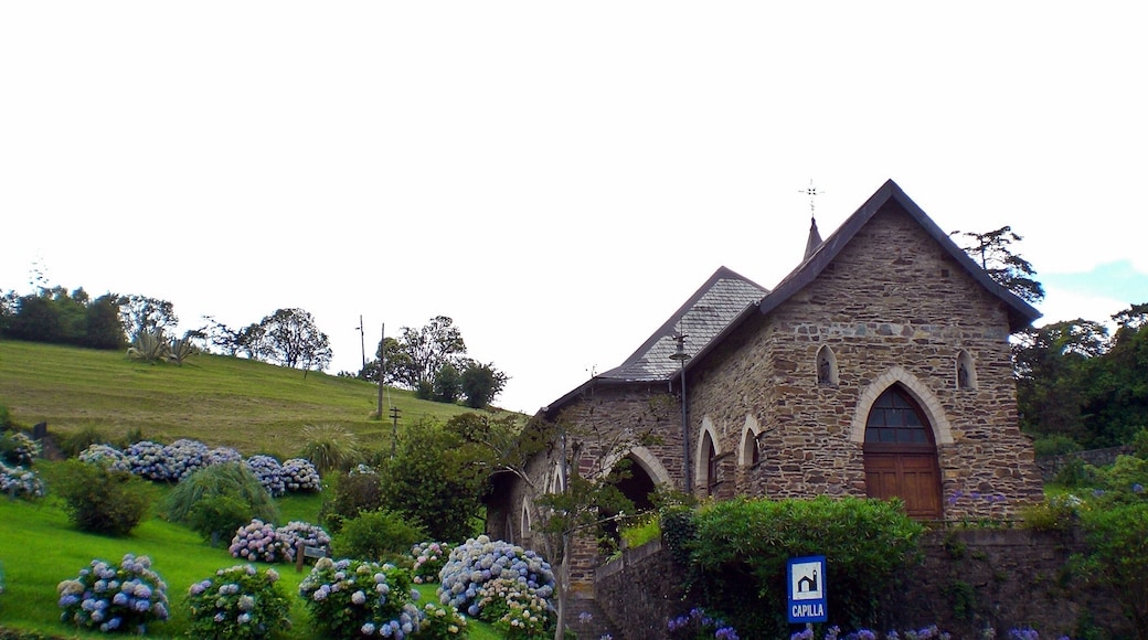 Pequena capela em Tafi Viejo perto de San Miguel de Tucumán / Argentina