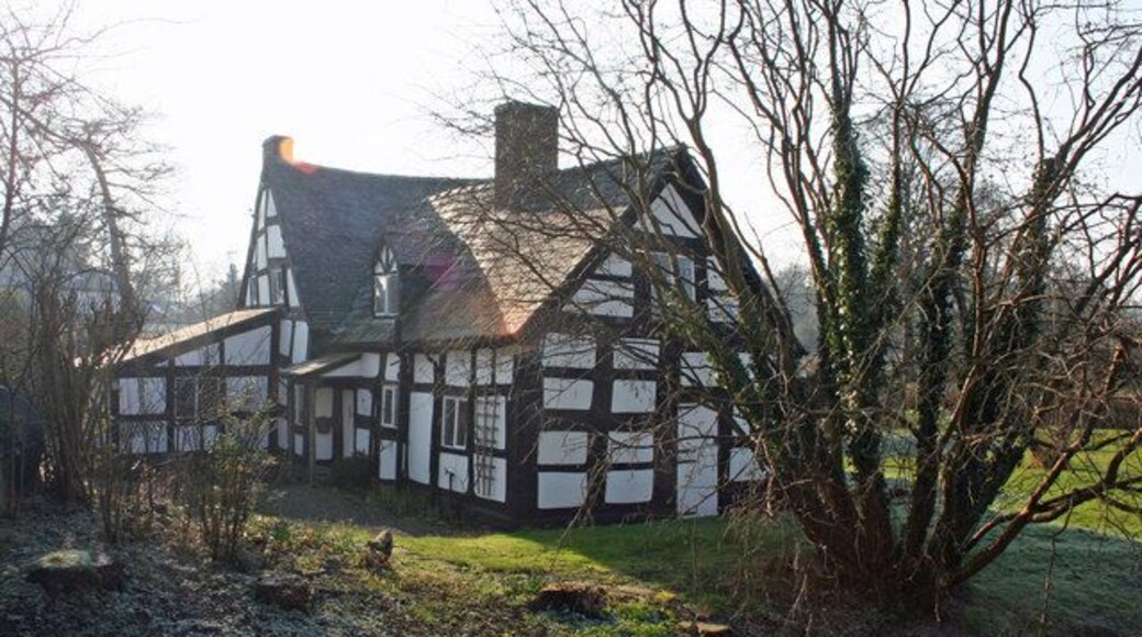 Sycamore Cottage Aside the River Cain, Llanfechain.