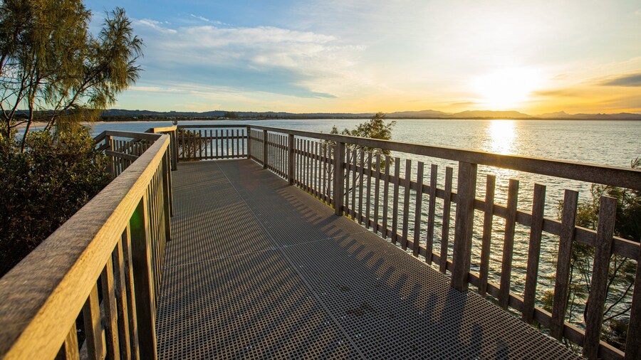 St Maarten and St Martin showing a sunset and general coastal views