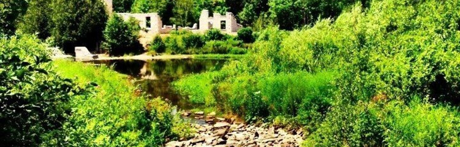 It's beautiful well reserved unfinished castle that people use for any event...