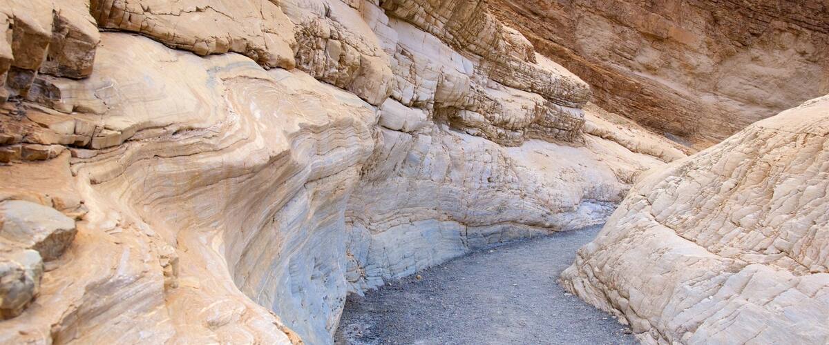 Mosaic Canyon