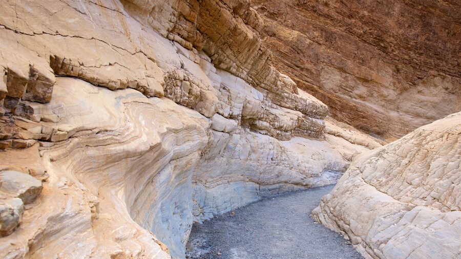 Mosaic Canyon
