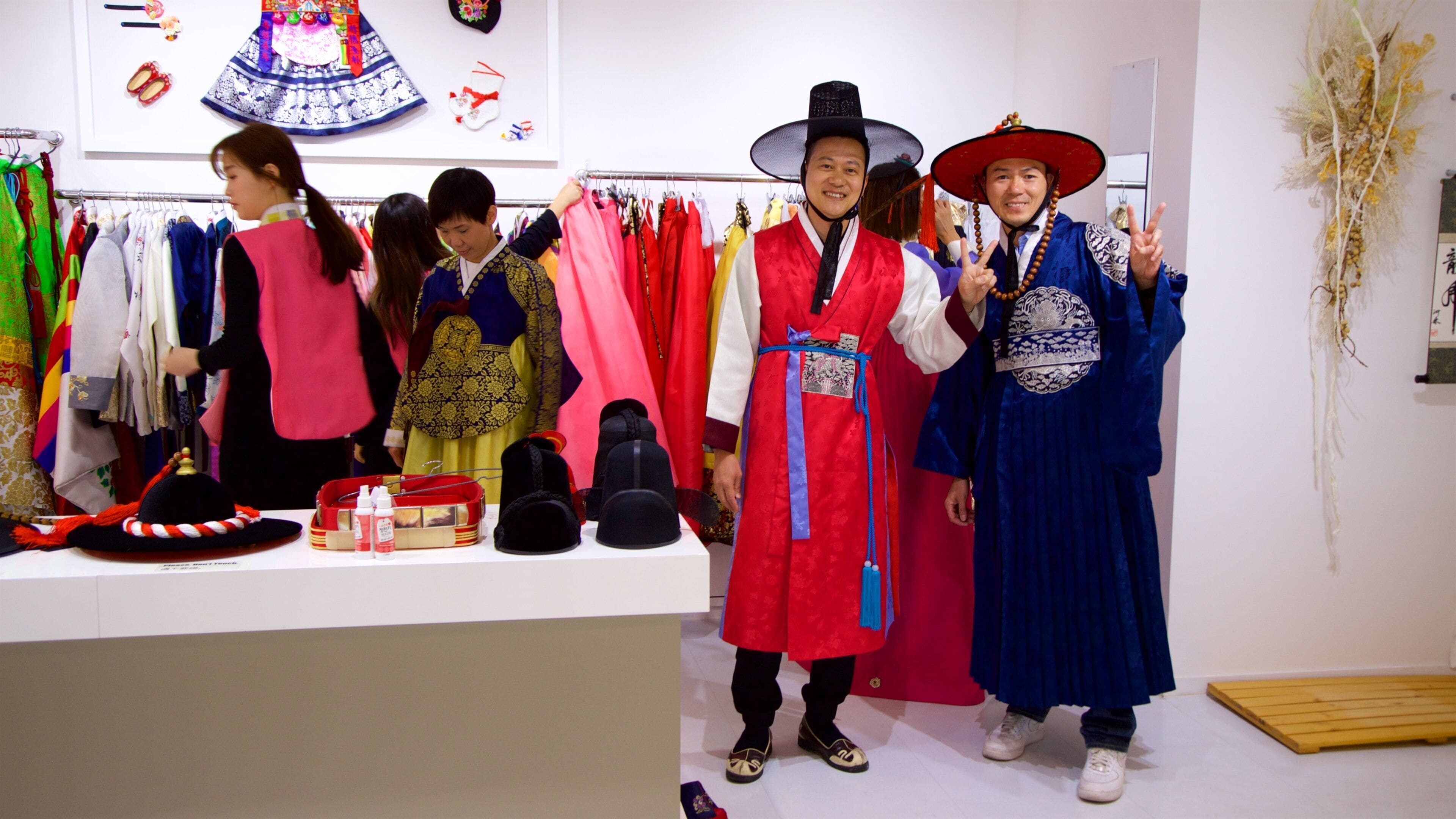 Jung-gu mit einem Innenansichten sowie Paar