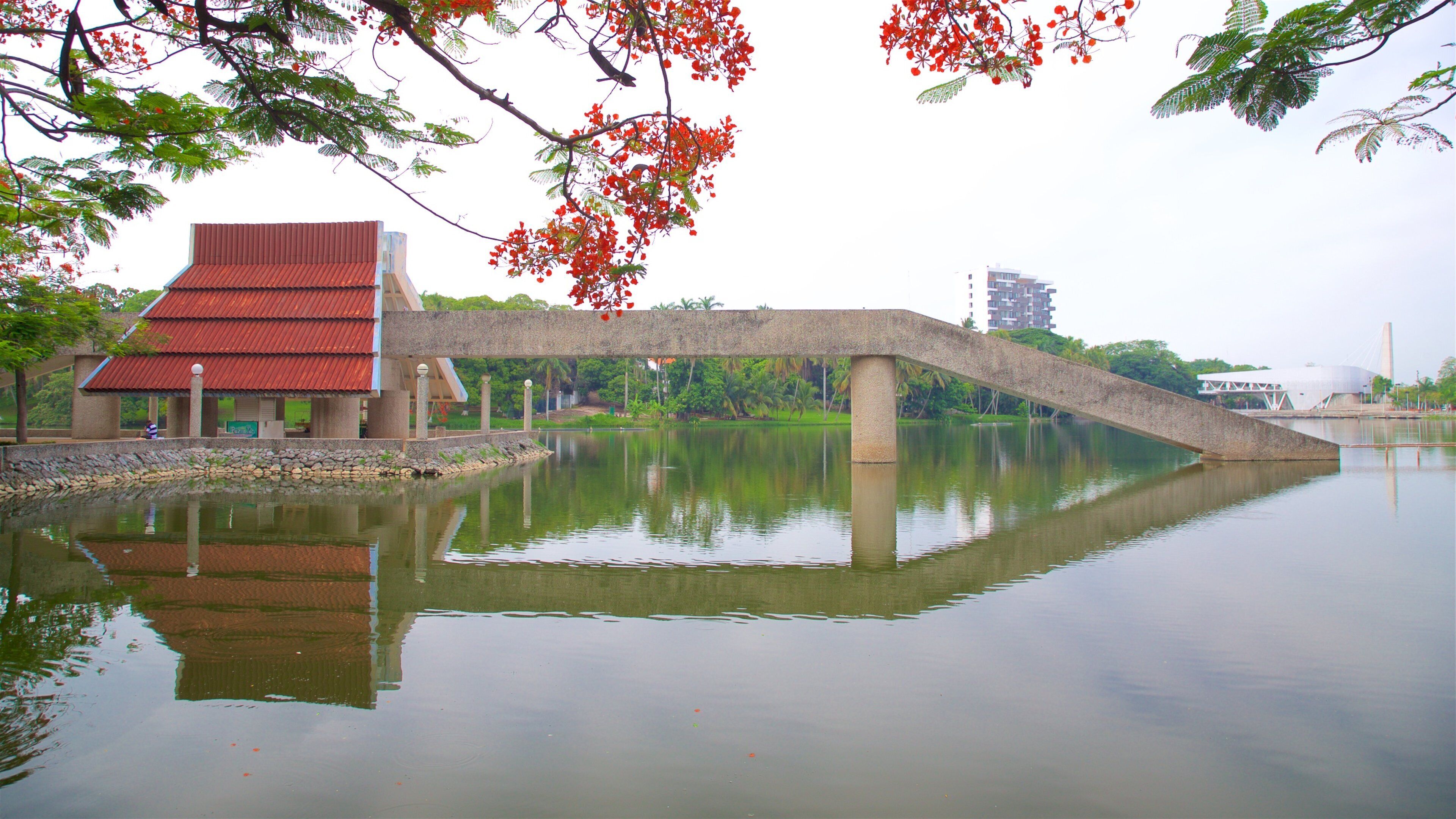 Tomas Garrido Canabal Park featuring a lake or waterhole