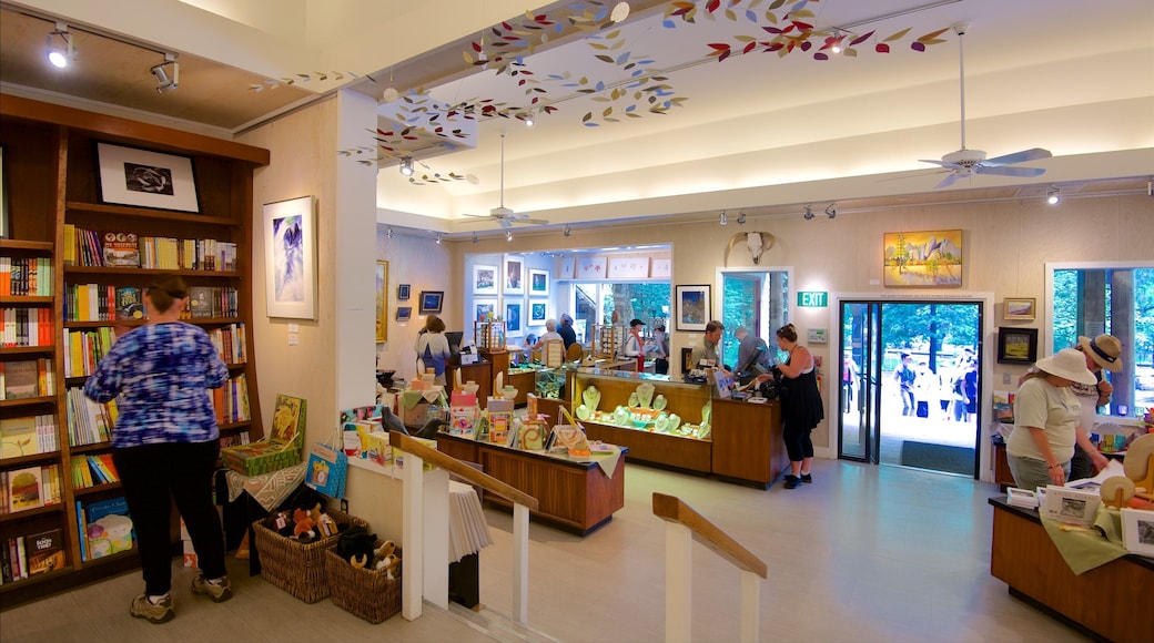 Parc national de Yosemite mettant en vedette vues intérieures