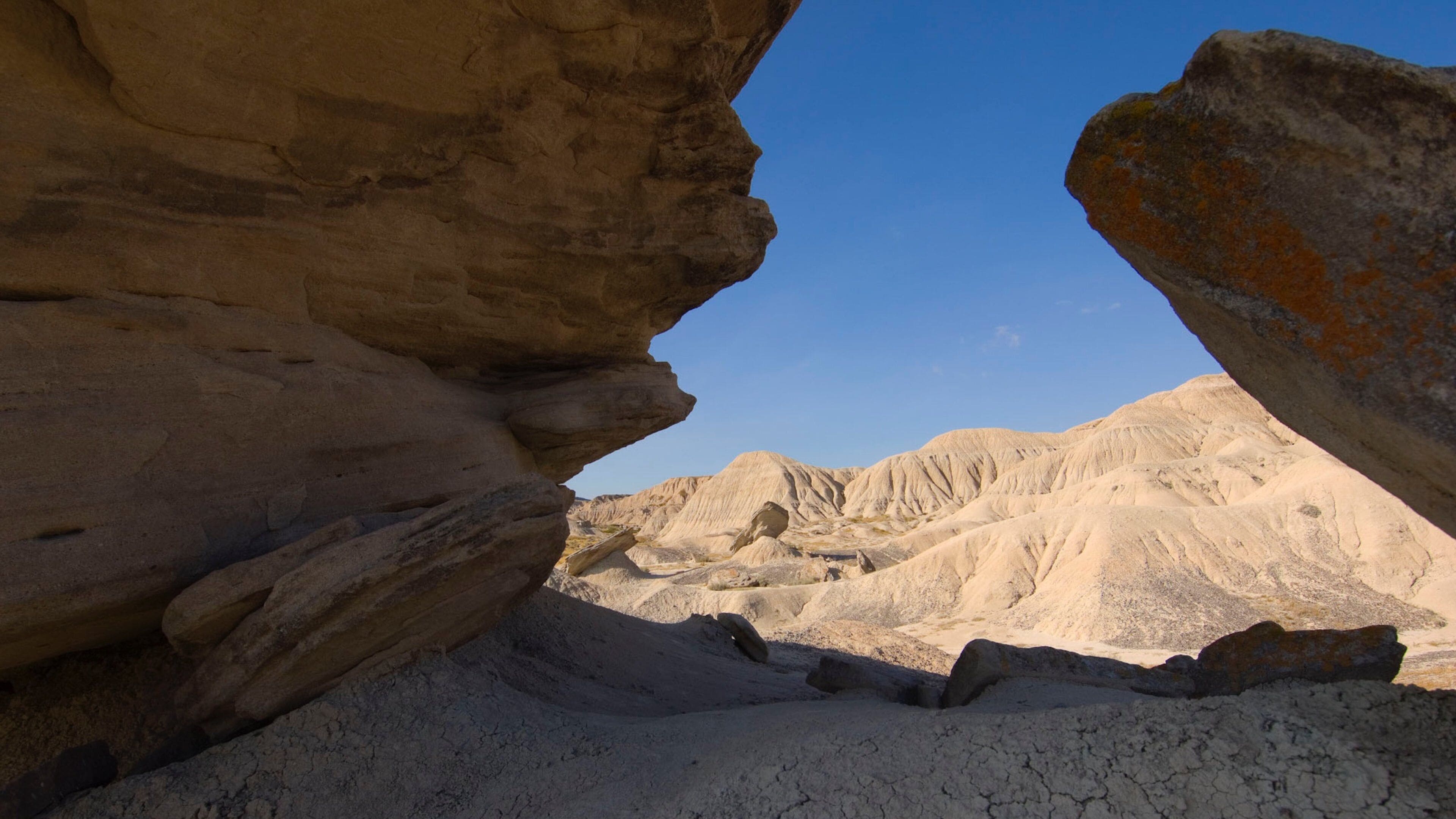 Crawford có tính năng những ngọn núi và cảnh thanh bình