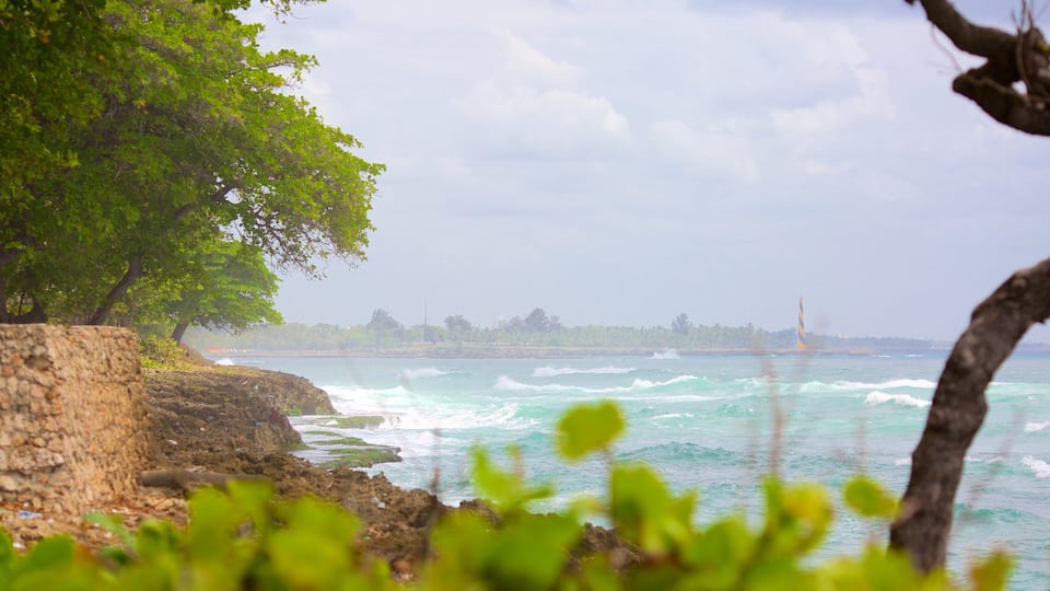 Malecón which includes general coastal views
