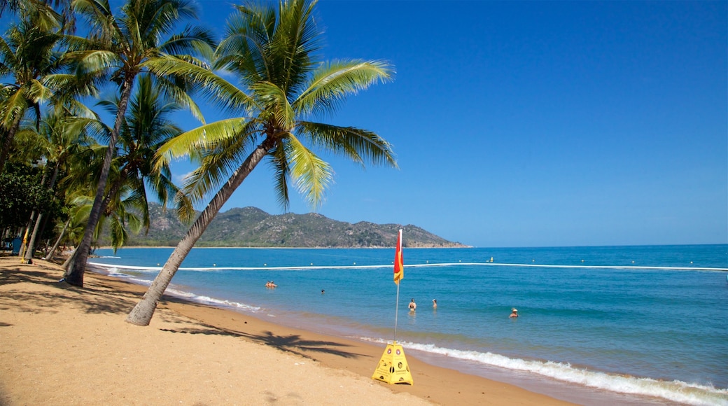 Horseshoe Bay Beach which includes tropical scenes, general coastal views and a beach