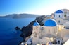 Aussichtspunkt mit Blick auf die Kirche von Oia