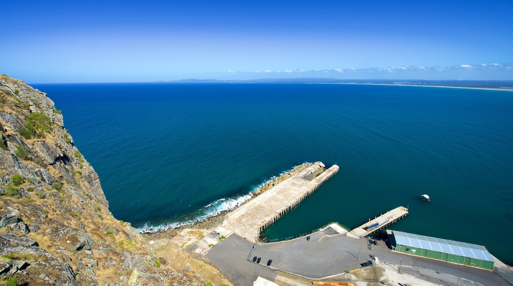 Fisherman\'s Wharf Lookout which includes general coastal views and landscape views