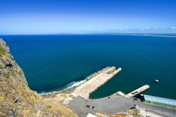 Fisherman\'s Wharf Lookout which includes general coastal views and landscape views