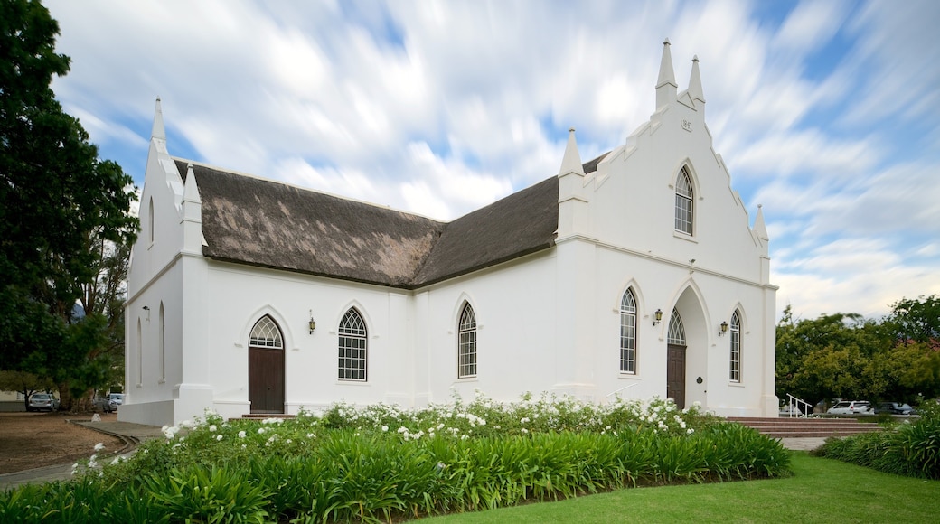 Franschhoek mostrando una iglesia o catedral y arquitectura patrimonial