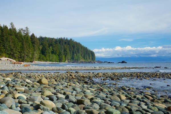 Victoria which includes a pebble beach and general coastal views