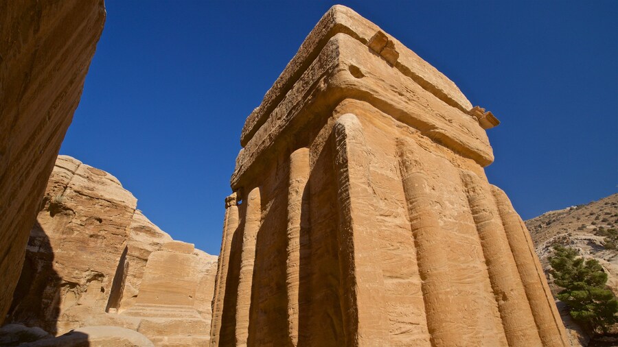 Wadi Musa which includes heritage elements