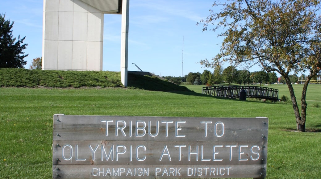 Champaign fasiliteter samt skilt og park