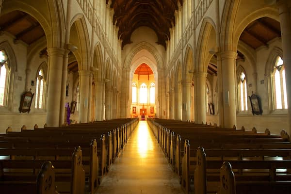 Bendigo featuring interior views, heritage elements and a church or cathedral