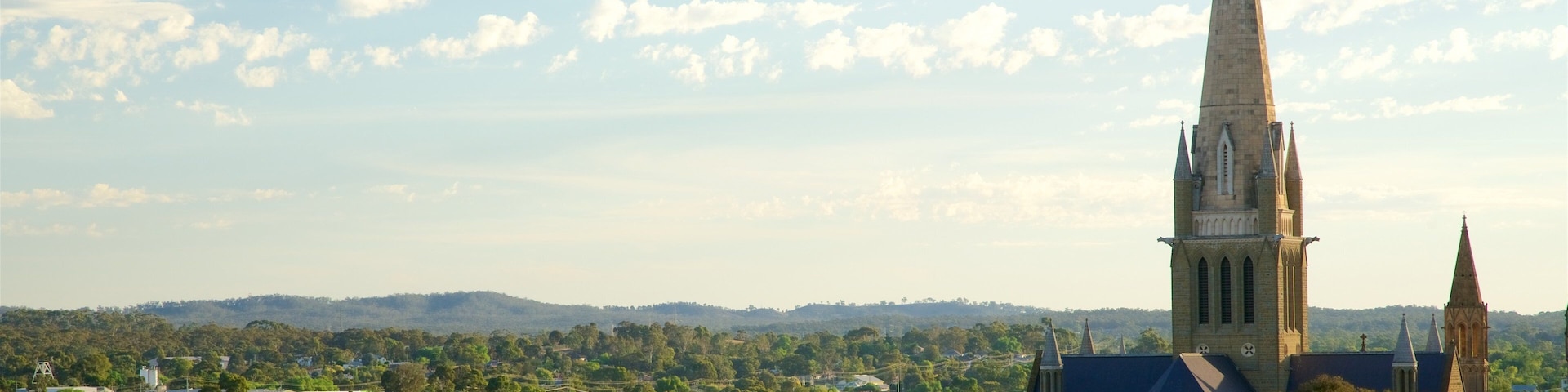Bendigo showing heritage elements and landscape views
