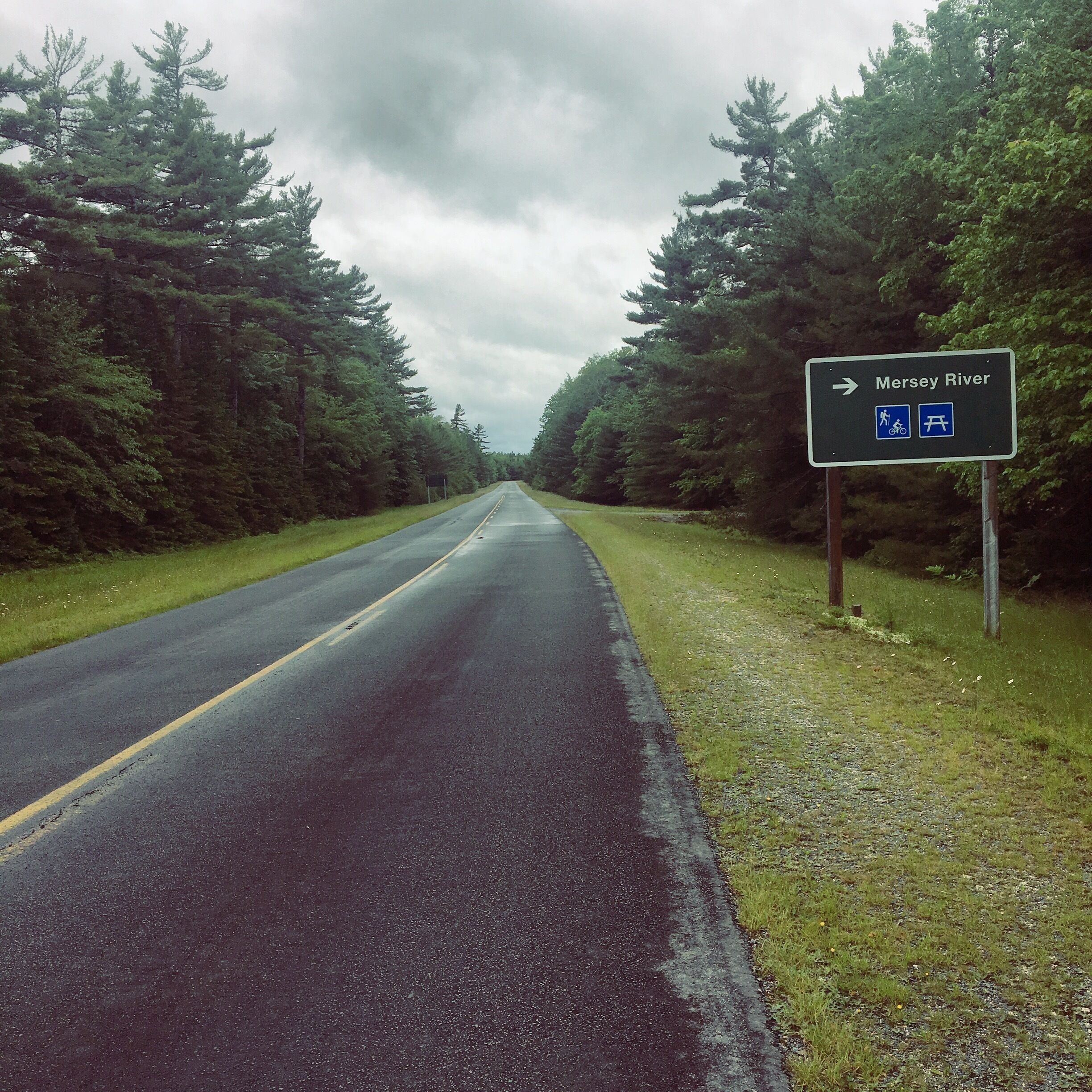 Wonderful hike through one of Nova Scotia’s national parks. Not even spoilt by the wet weather #novascotia #kejimkujik 