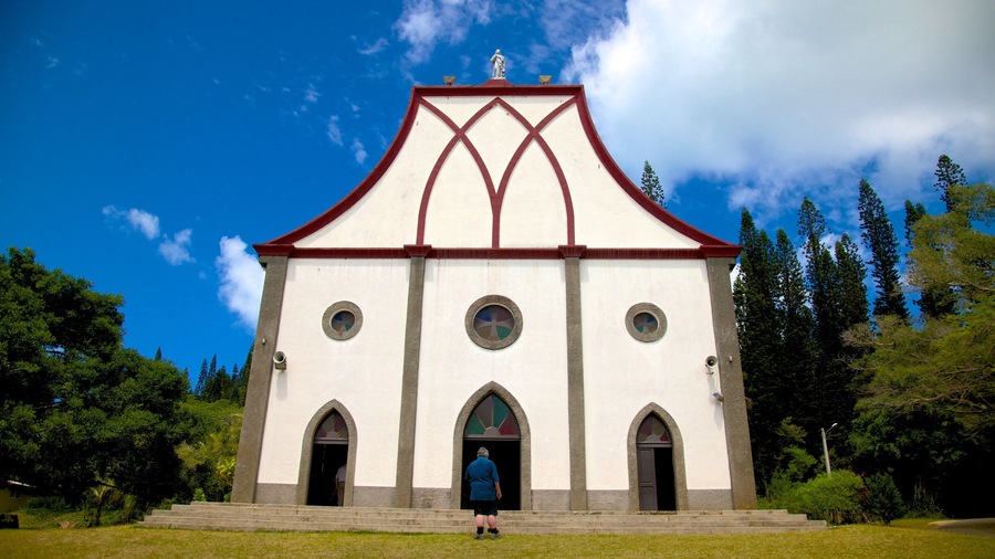 Isle of Pines which includes a church or cathedral