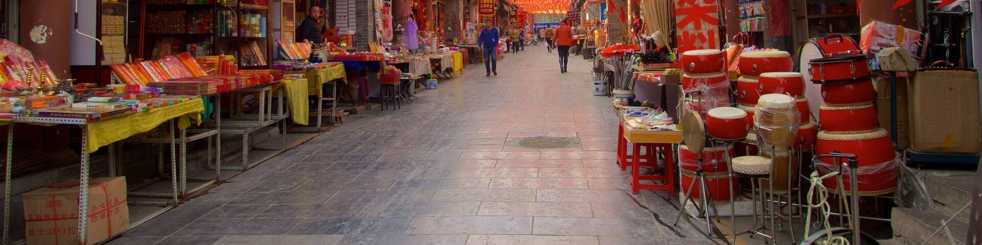 Muslim Quarter showing markets