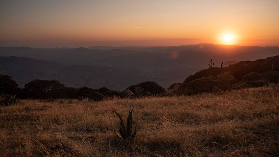 Atardecer en la sierra gorda de Queretaro, en el mirador de cuatro palos