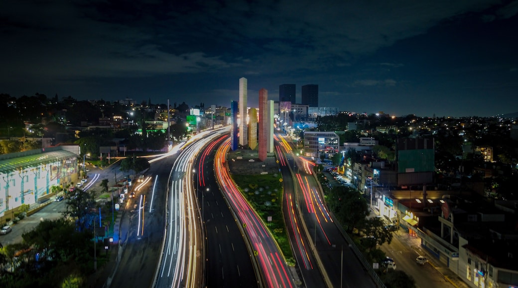 long exposure photography of one of the busiest streets in the state of Mexico, in satellite city