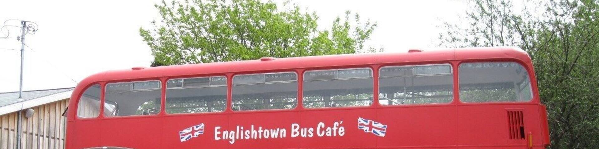 Quaint lunch spot, very close to Donelda's cruise dock, in case you need to snack before or after the excursion.