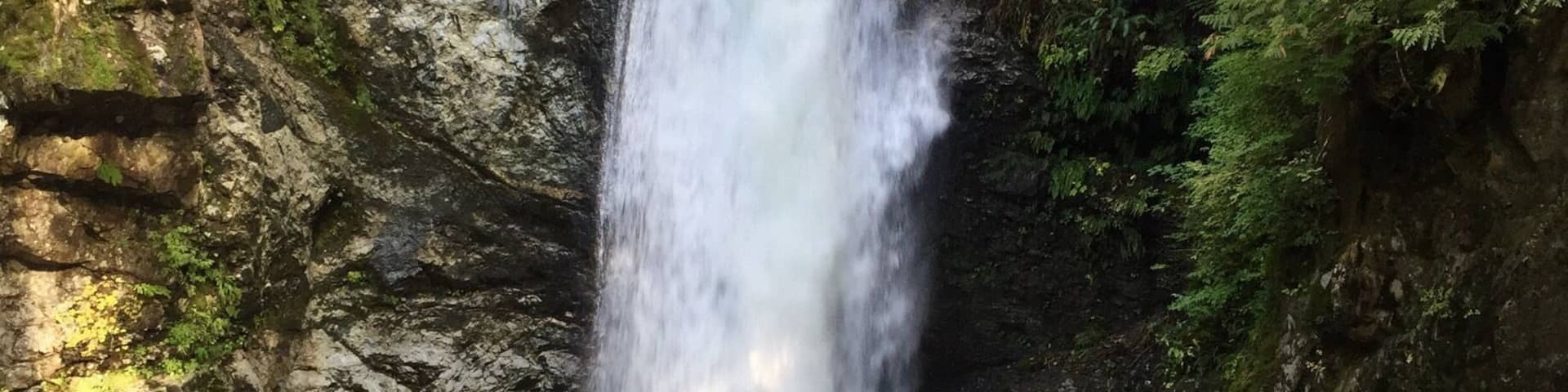 After the heavy rain the day before, the waterfall is really magnificent and the sound it makes is very powerful.