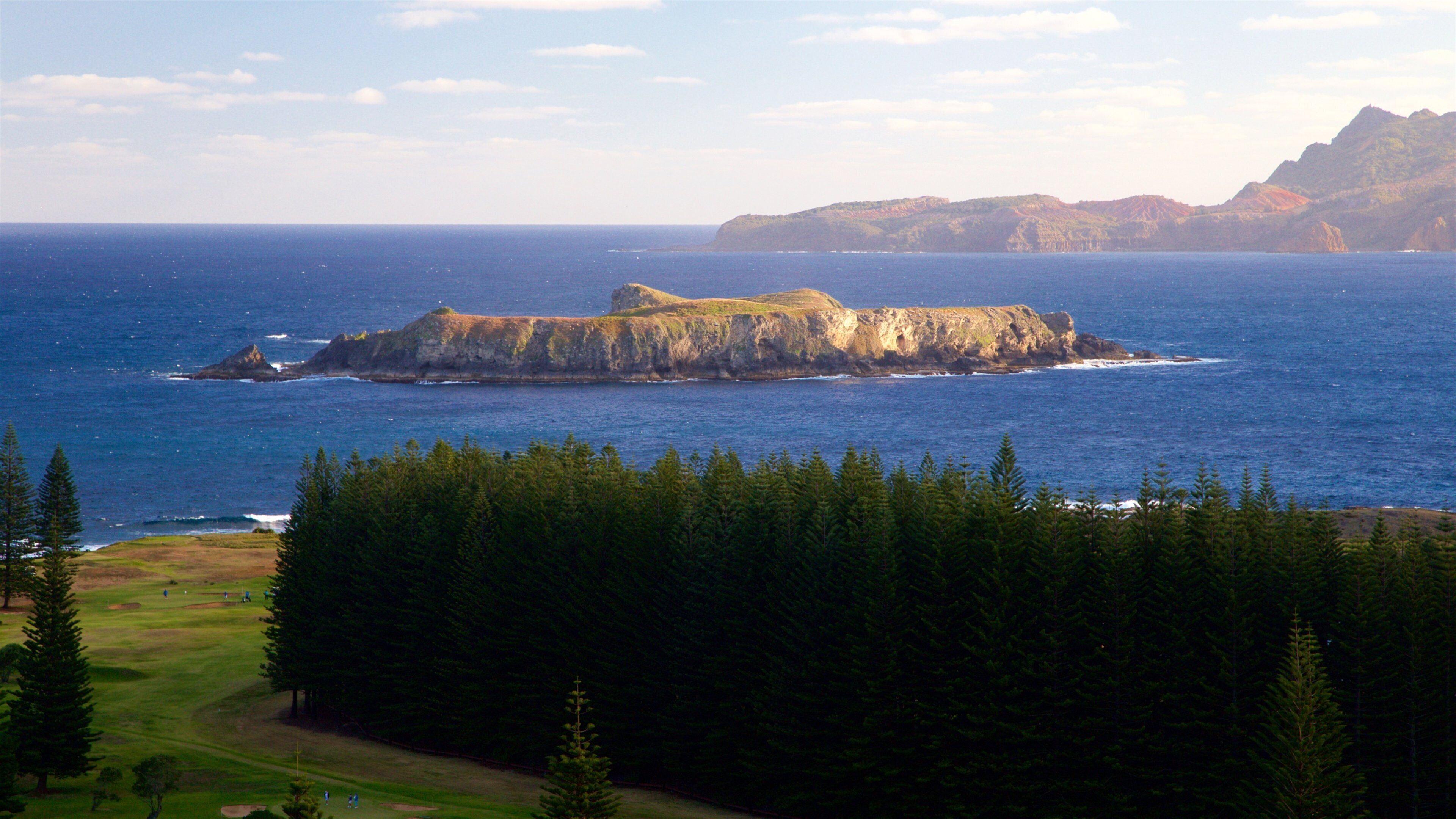 Norfolk Island showing tranquil scenes, general coastal views and island views